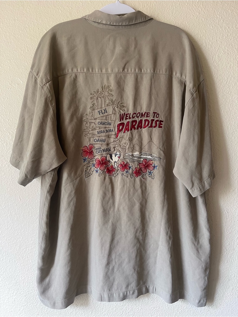 Vintage Big Dogs Welcome to Paradise Embroidered Hawaiian Shirt